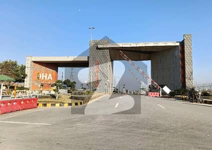 OUTCLASS COMMERCIAL LOCATION PLOT ON MAIN EXPRESSWAY ROAD OUTCLASS COMMERCIAL LOCATION PLOT ON MAIN EXPRESSWAY ROAD