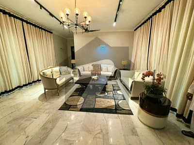 ڈی ایچ اے فیز 5 ڈیفنس (ڈی ایچ اے),لاہور میں 6 کمروں کا 2 کنال مکان 22.5 کروڑ میں برائے فروخت۔