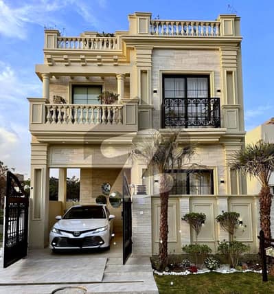 پارک ویو سٹی لاہور میں 4 کمروں کا 5 مرلہ مکان 1.65 کروڑ میں برائے فروخت۔