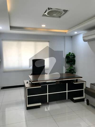 مری روڈ راولپنڈی میں 7 مرلہ دفتر 1.8 لاکھ میں کرایہ پر دستیاب ہے۔