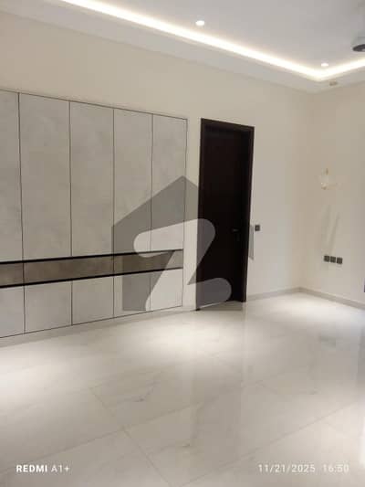 Beautiful House In Kda1