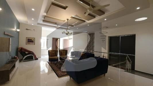 ڈی ایچ اے فیز 5 ڈی ایچ اے ڈیفینس,کراچی میں 5 کمروں کا 1 کنال مکان 6.75 لاکھ میں کرایہ پر دستیاب ہے۔