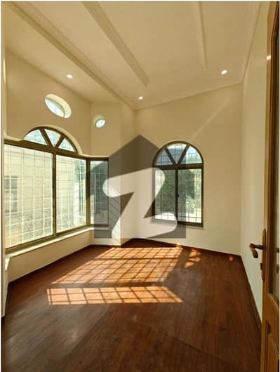 LUXURY MANSION AVAILABLE FOR RENT, F-8/3, ISLAMABAD