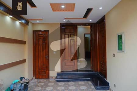 بحریہ ٹاؤن سیکٹرڈی بحریہ ٹاؤن,لاہور میں 3 کمروں کا 5 مرلہ مکان 1.5 لاکھ میں کرایہ پر دستیاب ہے۔