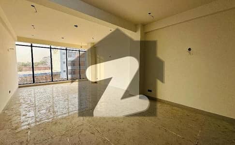 پی ای سی ایچ ایس بلاک 2 پی ای سی ایچ ایس,جمشید ٹاؤن,کراچی میں 3 مرلہ دفتر 2.25 کروڑ میں برائے فروخت۔