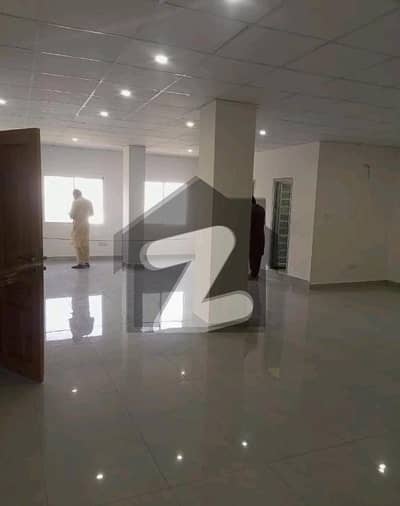 Prime Location Commercial Office Space On Rent