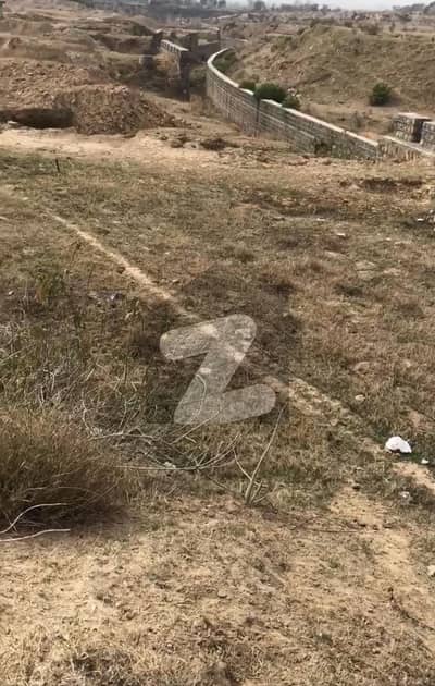 End Of Street Corner Plot Is Available For Sale In F Block, B-17