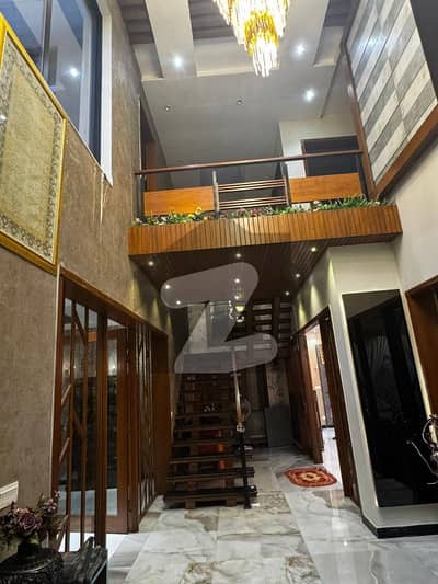 10 Marla Fully Furnished House For Rent