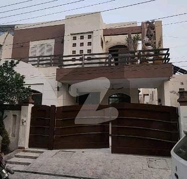 واپڈا ٹاؤن فیز 1 واپڈا ٹاؤن,لاہور میں 5 کمروں کا 10 مرلہ مکان 4.1 کروڑ میں برائے فروخت۔