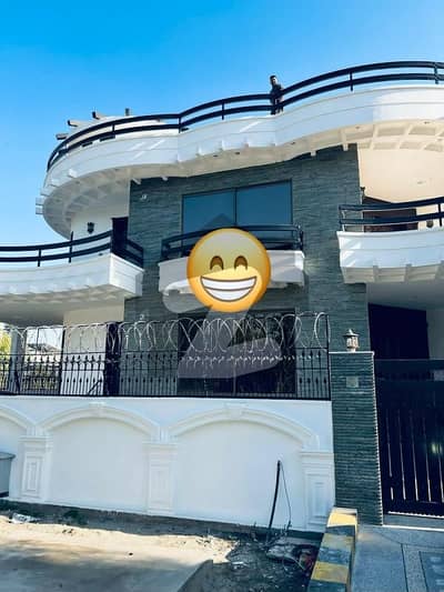 I-8/2. Ground Portion available Separate gate for rent near Park