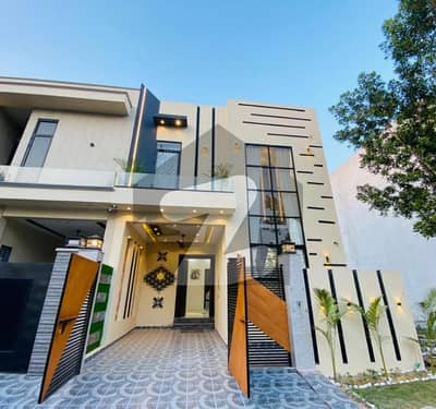 5 Marla modern House available for Sale at prime location in block EE Citi housing Gujranwala