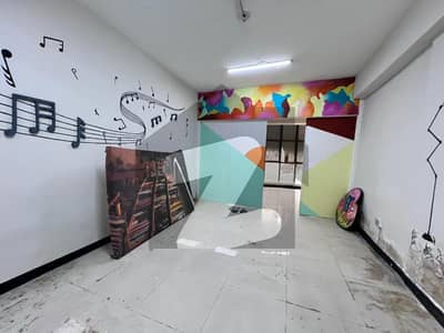 ایف ۔ 11 مرکز ایف ۔ 11,اسلام آباد میں 3 کمروں کا 3 مرلہ دفتر 1.3 لاکھ میں کرایہ پر دستیاب ہے۔