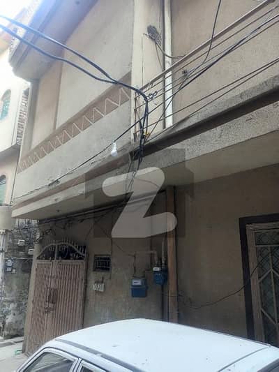 4 Marla Upper Portion For Rent Azam Colony Range Road.