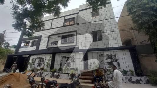 پی ای سی ایچ ایس بلاک 2 پی ای سی ایچ ایس,جمشید ٹاؤن,کراچی میں 3 کمروں کا 12 مرلہ بالائی پورشن 4.25 کروڑ میں برائے فروخت۔