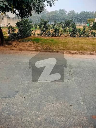 1 Kanal Plot for Sale