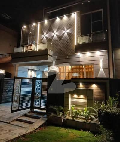 Beautiful House at Bahria Town