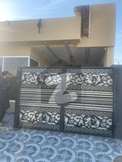 پارک ویو سٹی ۔ اوورسیز بلاک پارک ویو سٹی,لاہور میں 2 کمروں کا 5 مرلہ مکان 1.2 کروڑ میں برائے فروخت۔