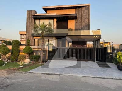 K block 1 Kanal Beautiful House Available for Rent