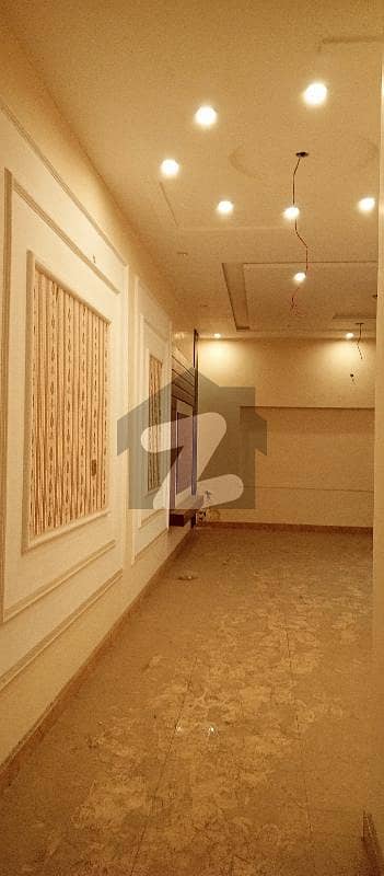 پنجاب یونیورسٹی سوسائٹی فیز 2 پنجاب یونیورسٹی ایمپلائیز سوسائٹی,لاہور میں 4 کمروں کا 1 کنال بالائی پورشن 1.0 لاکھ میں کرایہ پر دستیاب ہے۔