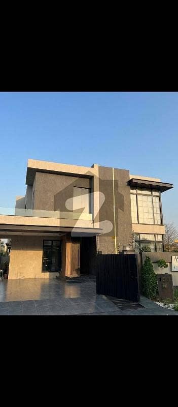 ڈی ایچ اے فیز 8 سابقہ ایئر ایوینیو ڈی ایچ اے فیز 8,ڈی ایچ اے ڈیفینس,لاہور میں 4 کمروں کا 10 مرلہ مکان 1.7 لاکھ میں کرایہ پر دستیاب ہے۔