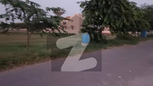 10 Marla plot Available for sale