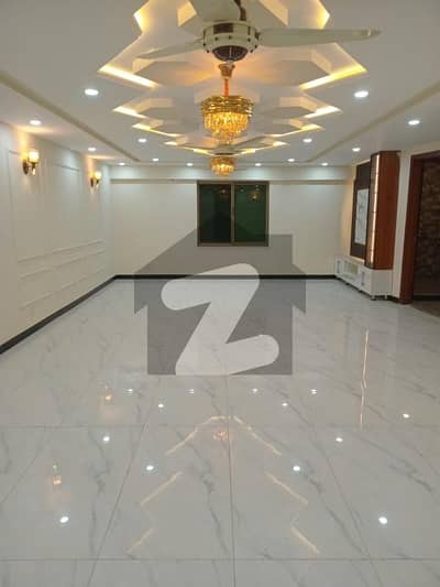 E-11/2 18 Marla New Ground Portion Available For Rent