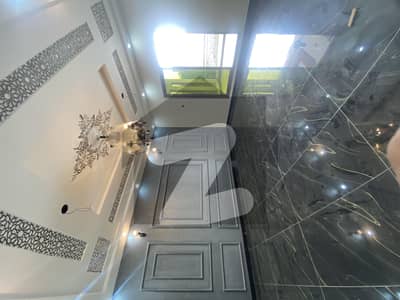 Luxury 400 Sq Yd G+1 For Sale