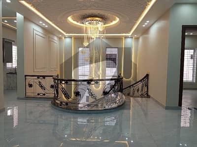 A Good Location House Of 5 Marla In Rs. 18500000