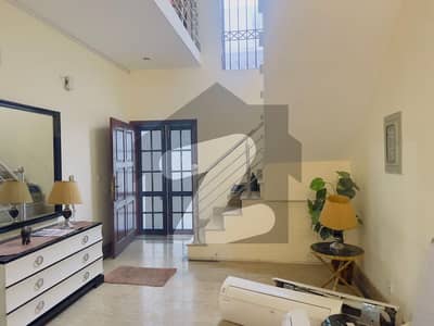 ایف ۔ 10/2 ایف ۔ 10,اسلام آباد میں 3 کمروں کا 1 کنال مکان 3.0 لاکھ میں کرایہ پر دستیاب ہے۔