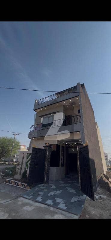 الرحمان گارڈن فیز 2 الرحمان گارڈن,لاہور میں 3 کمروں کا 3 مرلہ مکان 1.42 کروڑ میں برائے فروخت۔