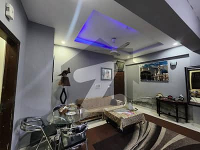 ایم پی سی ایچ ایس - بلاک سی 1 ایم پی سی ایچ ایس ۔ ملٹی گارڈنز,بی ۔ 17,اسلام آباد میں 2 کمروں کا 4 مرلہ فلیٹ 80.0 لاکھ میں برائے فروخت۔