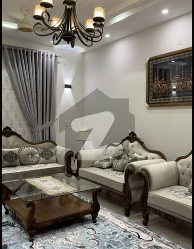 واپڈا ٹاؤن فیز 1 واپڈا ٹاؤن,لاہور میں 6 کمروں کا 1 کنال مکان 2.1 لاکھ میں کرایہ پر دستیاب ہے۔