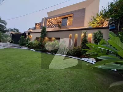 STUNNING 21 MARLA DESIGNER HOUSE FOR SALE WAPDA TOWN, LAHORE  Location: Prime Location, 80 Feet Wide Road (Near Park)