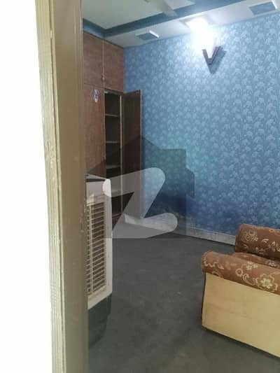 چکلالہ سکیم 3 چکلالہ سکیم,راولپنڈی میں 2 کمروں کا 4 مرلہ فلیٹ 28.0 ہزار میں کرایہ پر دستیاب ہے۔