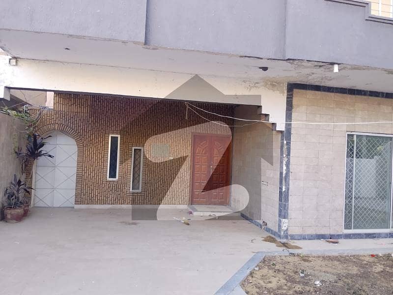 500 YARDS HOUSE TWO UNITS FOR SALE 500 YARDS HOUSE TWO UNITS FOR SALE