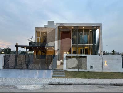 ڈی ایچ اے ڈیفینس فیز 2 ڈی ایچ اے ڈیفینس,اسلام آباد میں 5 کمروں کا 1 کنال مکان 15.8 کروڑ میں برائے فروخت۔