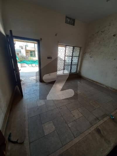 Iqbal Town 10 Marla Double Story House For Silent Offices Or Godown At Prime Location