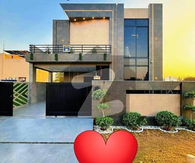 Furnished luxury Top City 10 Marla House For Sale