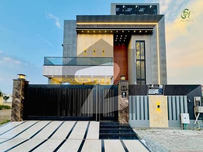 10 MARLA NEW BRAND DOUBLE STORY HOUSE AVAILABLE FOR SALE, IN ROYAL PALM CITI HOUSING GUJRANWALA ON PRIME LOCATION.