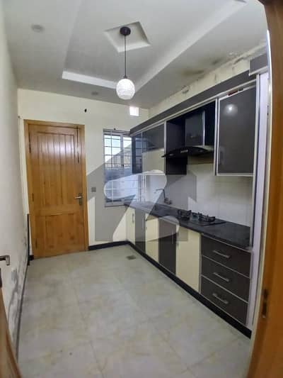 8 Marla Ground Portion For Rent