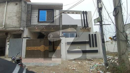 ثمر زر ہاؤسنگ سوسائٹی راولپنڈی میں 2 کمروں کا 5 مرلہ مکان 95.0 لاکھ میں برائے فروخت۔