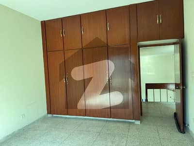 گلبرگ 3 گلبرگ,لاہور میں 7 کنال مکان 21.0 ارب میں برائے فروخت۔