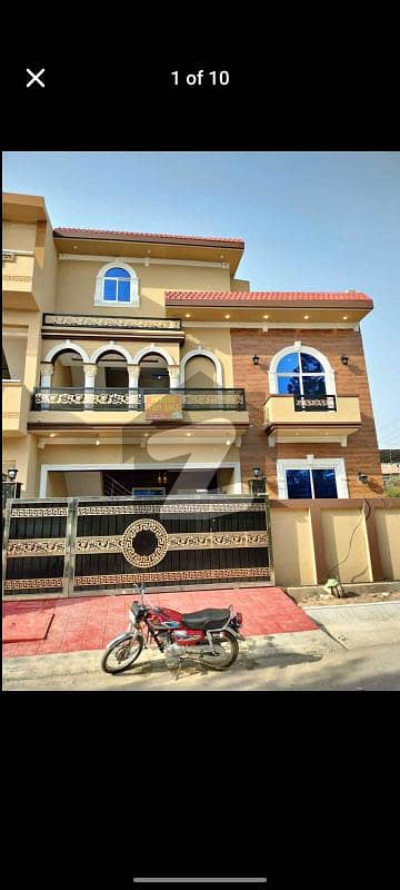 فیصل ٹاؤن - ایف ۔ 18 اسلام آباد میں 5 کمروں کا 7 مرلہ مکان 3.8 کروڑ میں برائے فروخت۔