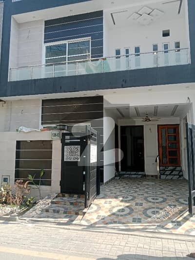 *Etihad Town Phase 1*, Main Raiwind Road Lower Portion, Lahore *Property Features:*