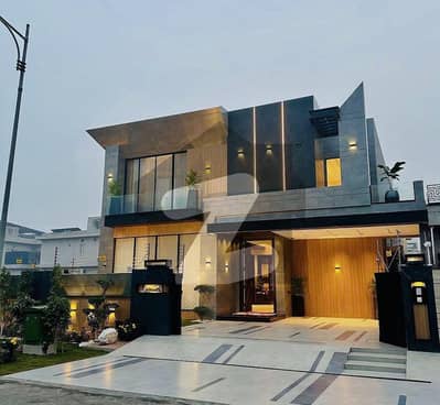 One Kanal Ultra Modern House Available For Rent In Dha Phase 6 Lahore