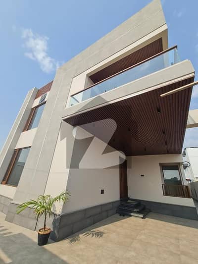 Brand New Luxury 500 Yards Bungalow For Rent