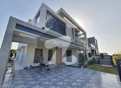 One kanal luxurious bungalow with solar and AC located near defence Raya