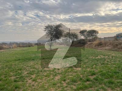 جاپان روڈ اسلام آباد میں 40 کنال زرعی زمین 75.0 کروڑ میں برائے فروخت۔