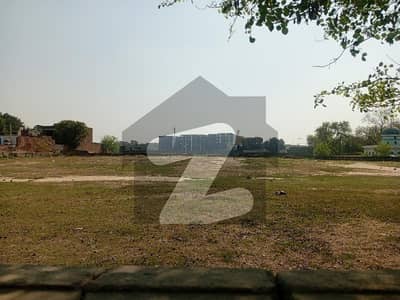 ائیرپورٹ روڈ لاہور میں 3 کنال کمرشل پلاٹ 22.5 کروڑ میں برائے فروخت۔