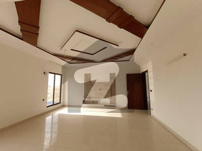 1000sq yd Luxury Villa with Designer Kitchen, Washroom and Elevation. Ready to Move